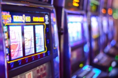 slot essebet mobile app live-dealer interface on smartphone