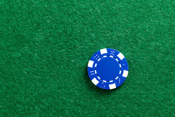 Live dealer at Macau Pools blackjack table on slot essebet